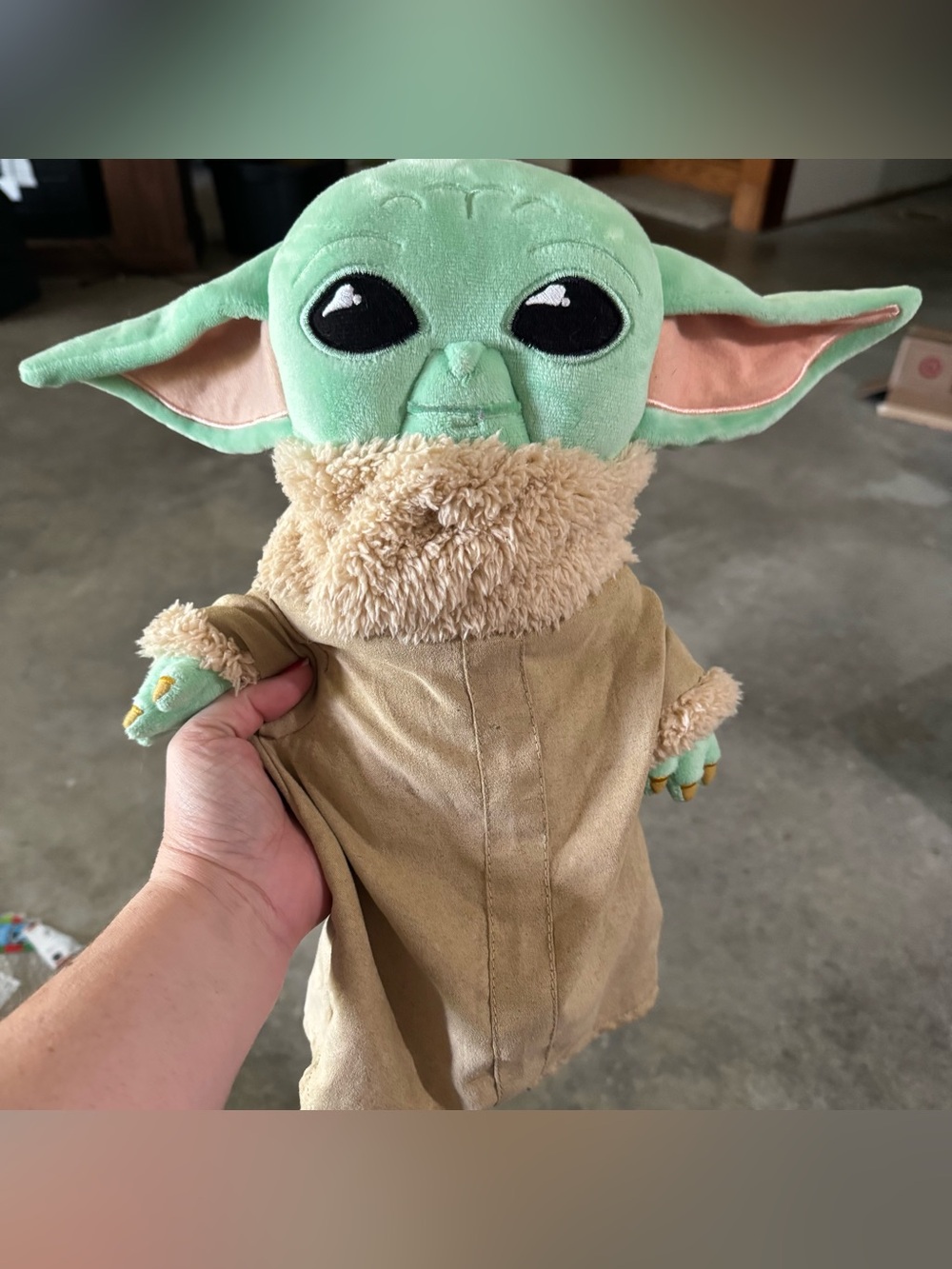Star Wars The Mandalorian The Child Baby Yoda Plush 13” St Louis Cardinals